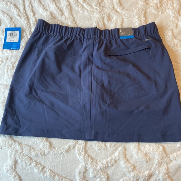 Women’s Columbia skirt - Picture 3 of 6